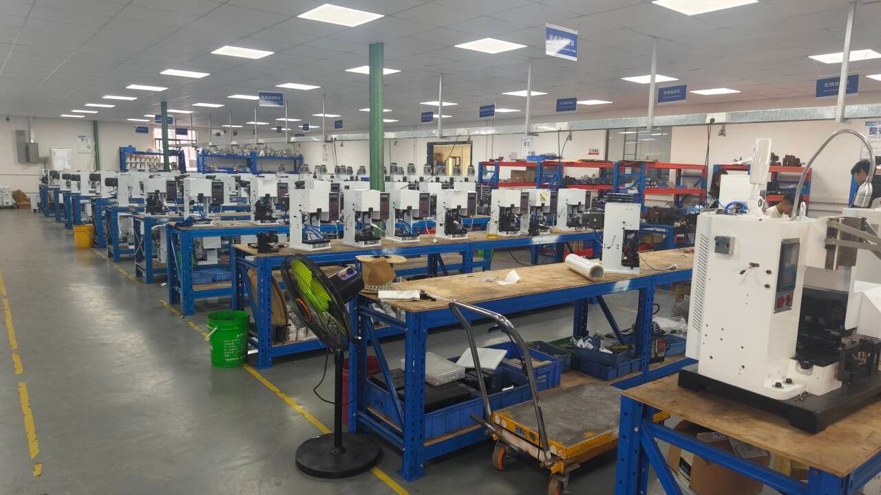 Turingnex factory — Assembly stations — parts and sub-assembly